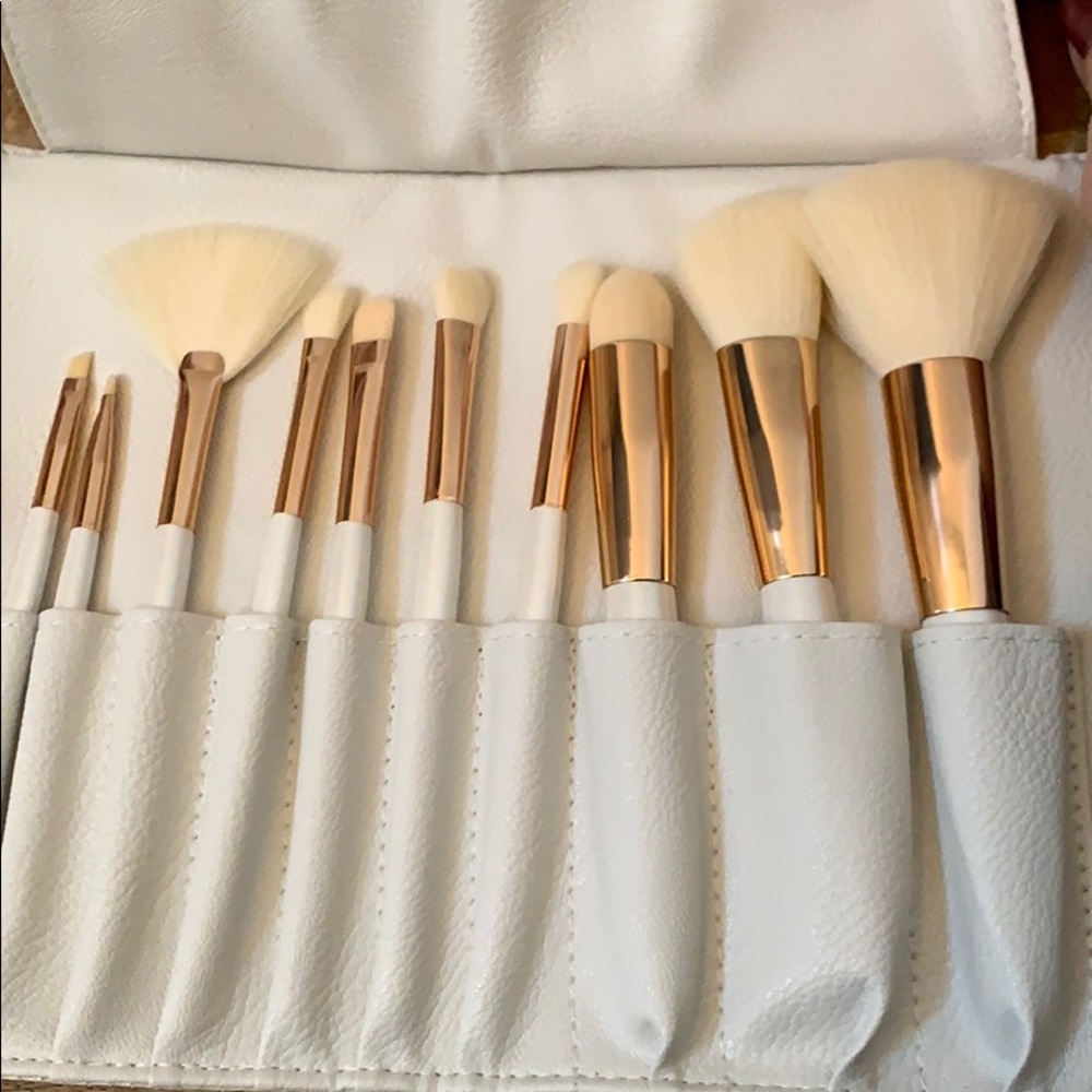 la Beaute Soi 10 Brush Set